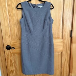 SANDRA DARREN Gray Shift Dress
